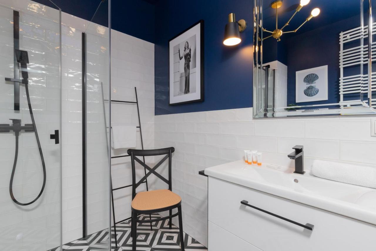 Stylish Atol Apartment With Free Parking In The Heart Of Gdansk By Noclegi Renters المظهر الخارجي الصورة
